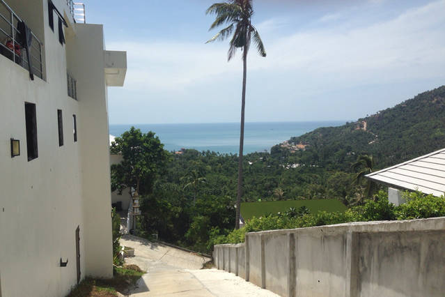 rental price studio zen view down from the villa to the main road